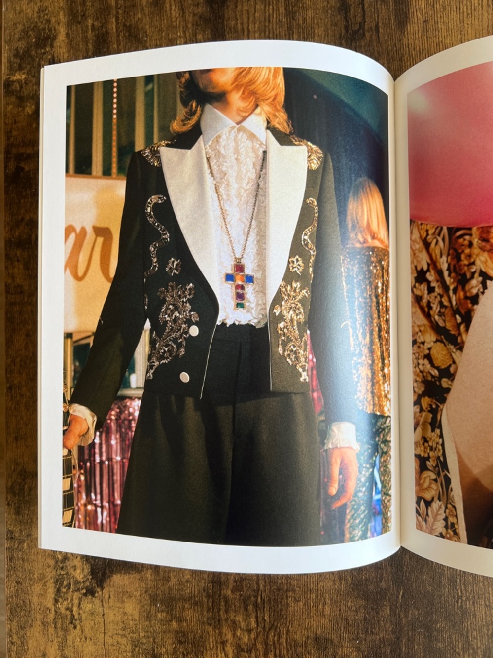 Gucci Holiday 2018 Hardcover Lookbook - Picture 11 of 14